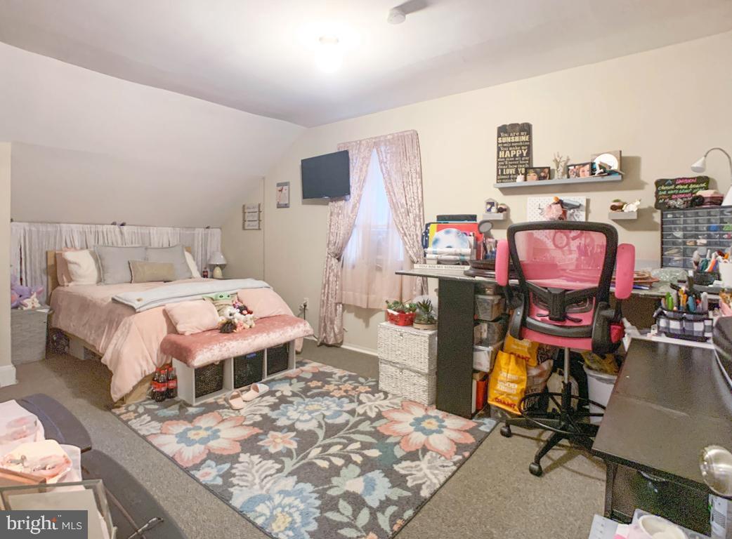 1825 Edgely Road Levittown, PA 19057 - Photo 22 of 43 Gallery Image 22