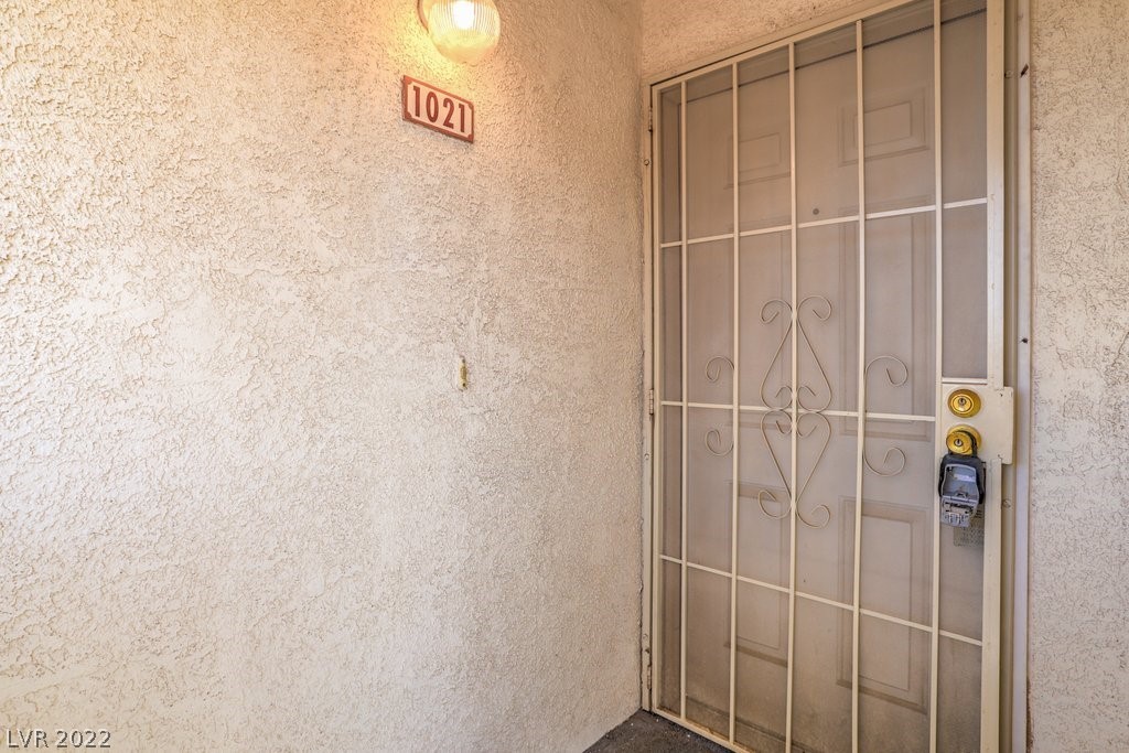 698 South Racetrack Road, Unit 1021 Henderson, NV 89015 - Photo 2 of 32
