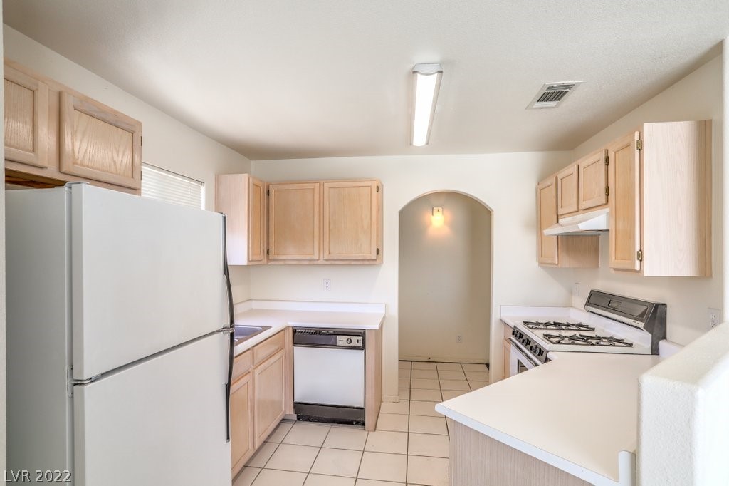 698 South Racetrack Road, Unit 1021 Henderson, NV 89015 - Photo 6 of 32