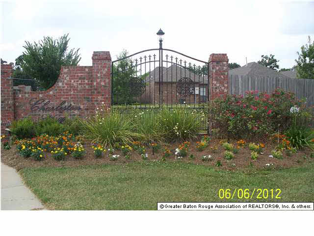 4573 Charleston Villa Drive Baton Rouge, LA 70817 - Photo 4 of 12