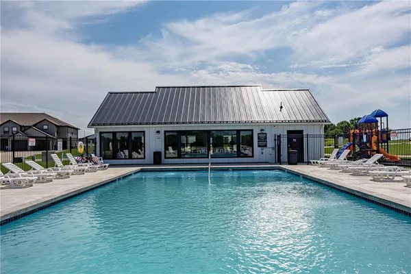 $210,000 | 356 C Southeast 85th Road, Warrensburg, MO 64093