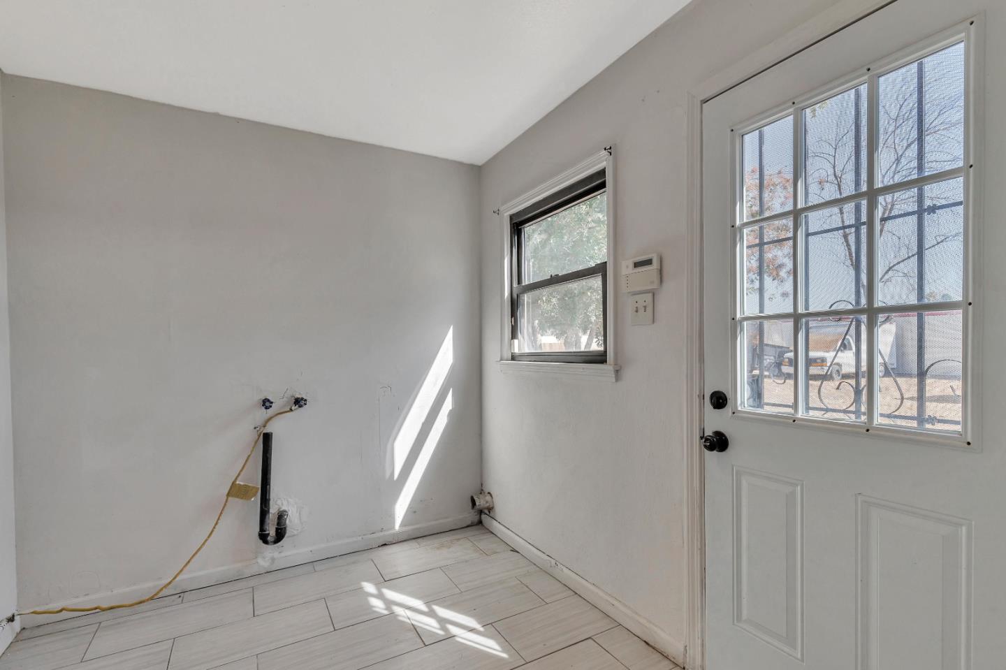 246 Mercey Springs Road Los Banos, CA 93635 - Photo 30 of 33 Gallery Image 30