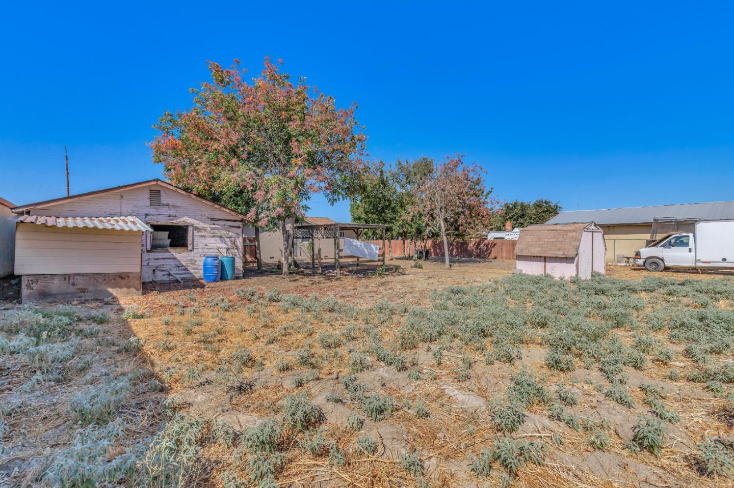 246 Mercey Springs Road Los Banos, CA 93635 - Photo 7 of 33 Gallery Image 7