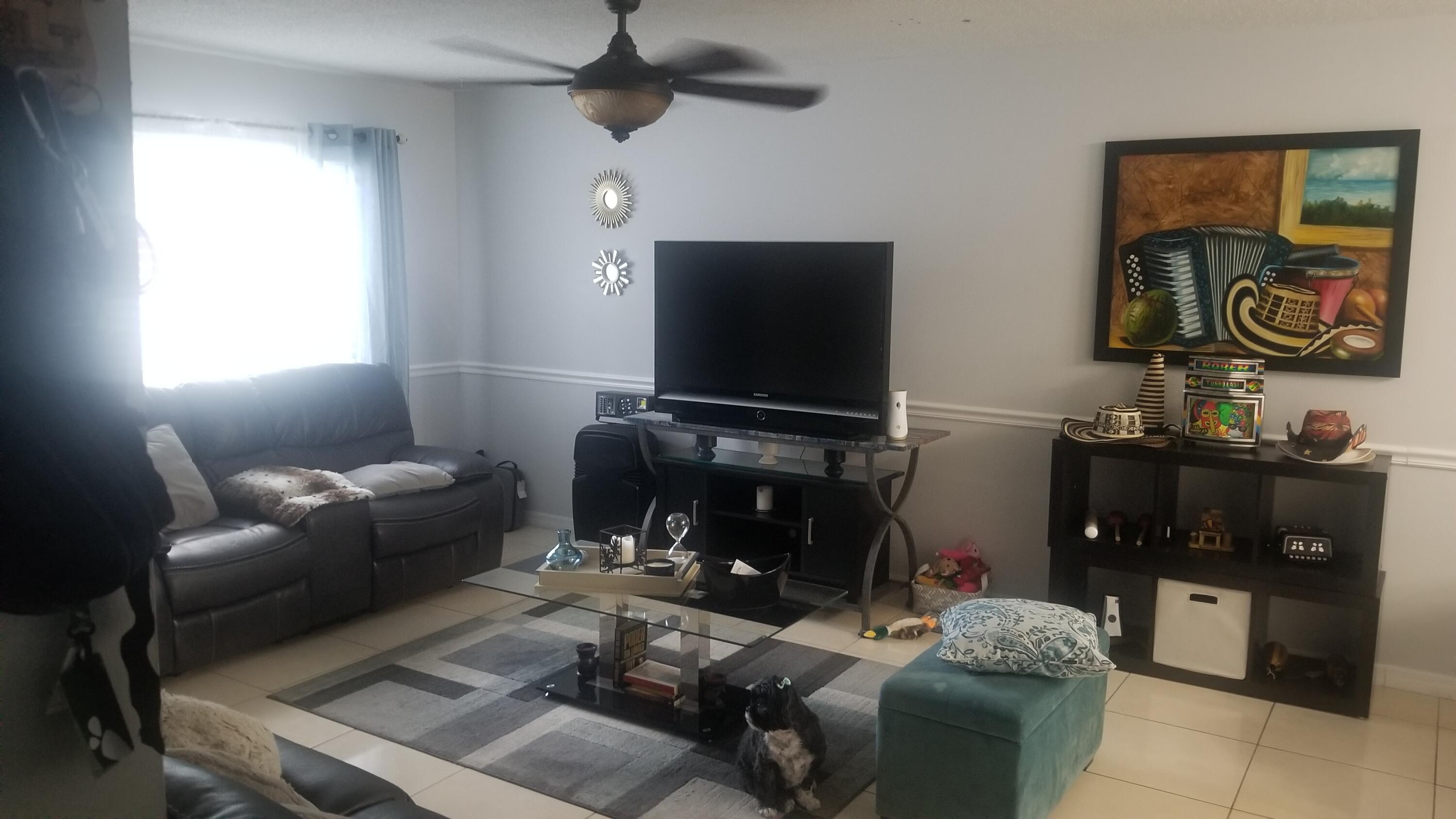 605 Riverside Drive Greenacres, FL 33463 - Photo 2 of 11 Living