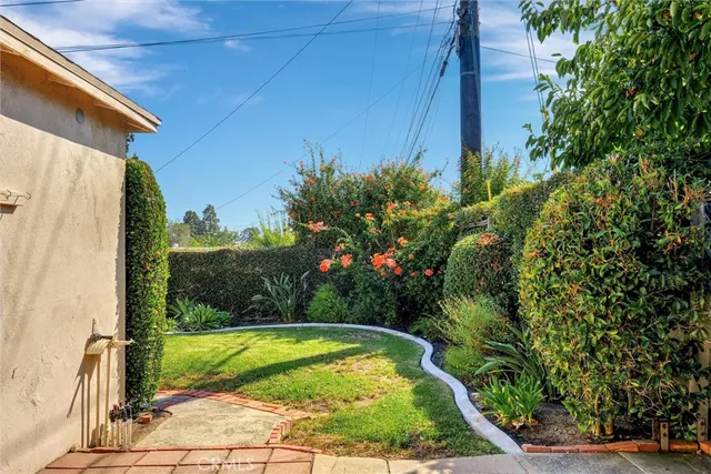 a view of a house with a garage