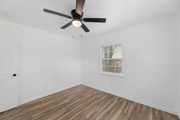 $1,750 | 404 Middle Lane, Austin, TX 78753