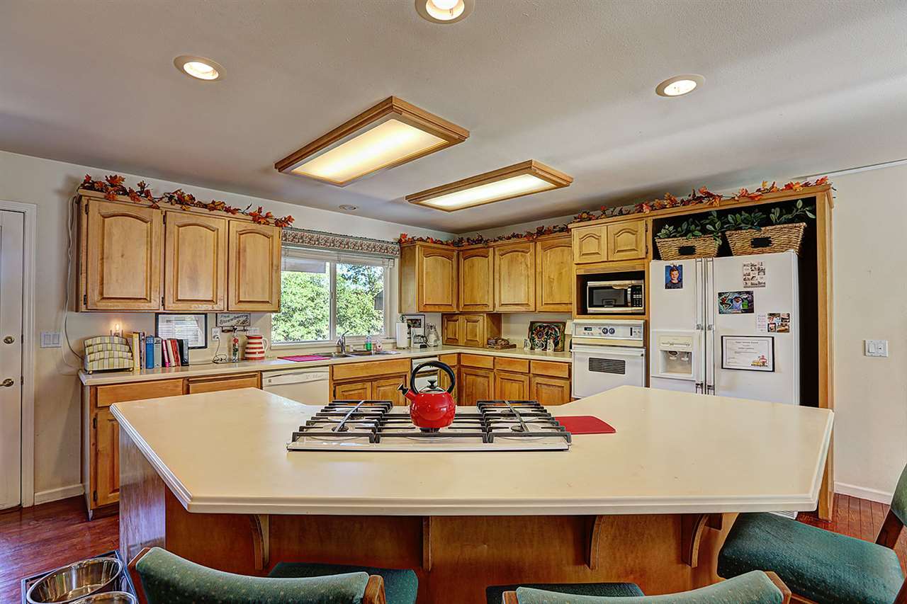 15856 Fay Road Grass Valley, CA 95949 - Photo 5 of 14