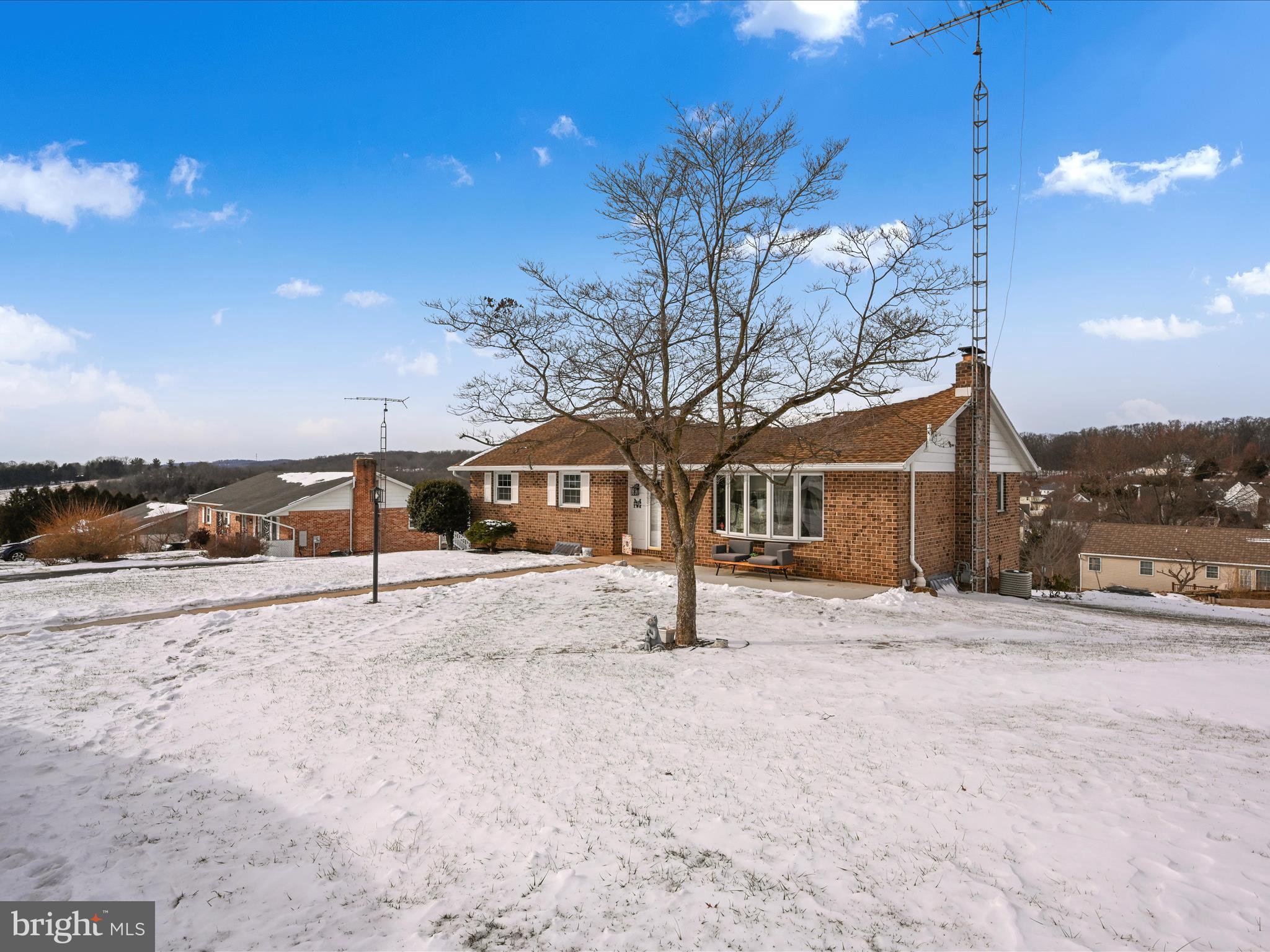 19 Hillside Drive Jacobus, PA 17407 - Photo 2 of 32 Front