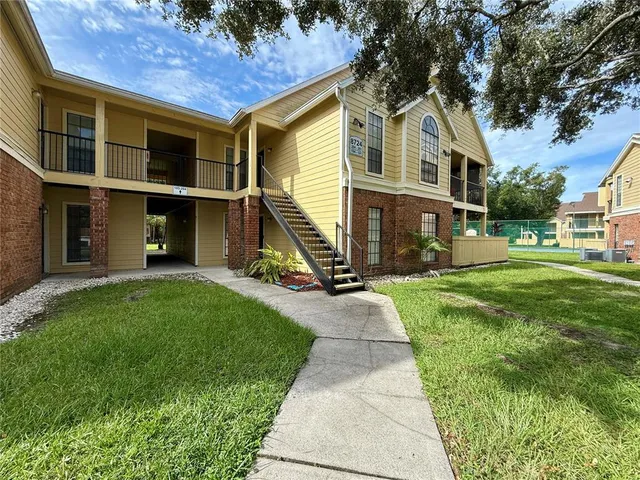 $1,500 | 8724 Mallard Reserve Drive, Unit 202, Tampa, FL 33614