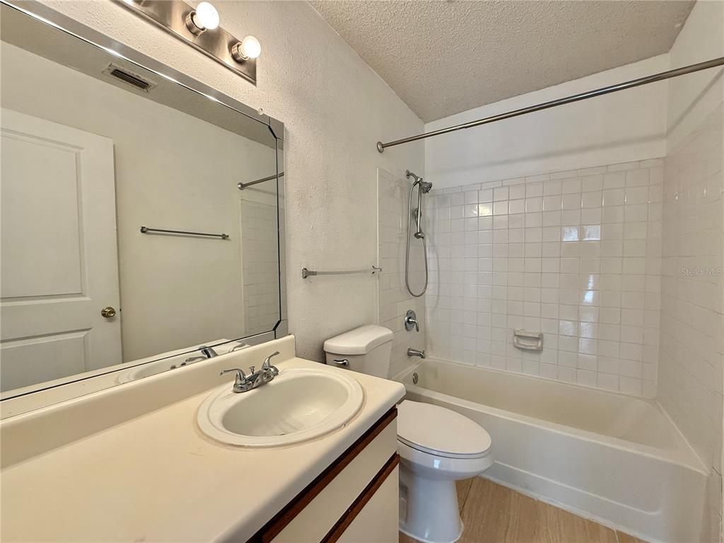 8724 Mallard Reserve Drive, Unit 202 Tampa, FL 33614 - Photo 13 of 32