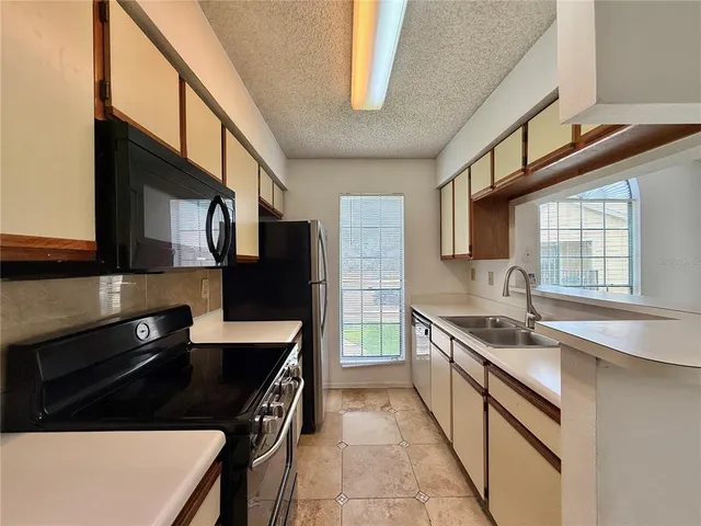 $1,500 | 8724 Mallard Reserve Drive, Unit 202, Tampa, FL 33614