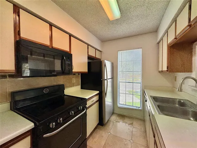 $1,500 | 8724 Mallard Reserve Drive, Unit 202, Tampa, FL 33614