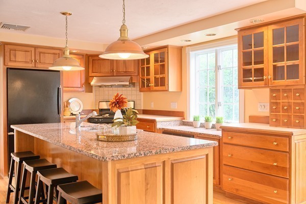 6 Baldwin Road Westford, MA 01886 - Photo 6 of 27 Gallery Image 6