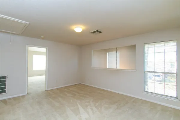 $2,000 | 14202 Ballfour Park Lane, Houston, TX 77047