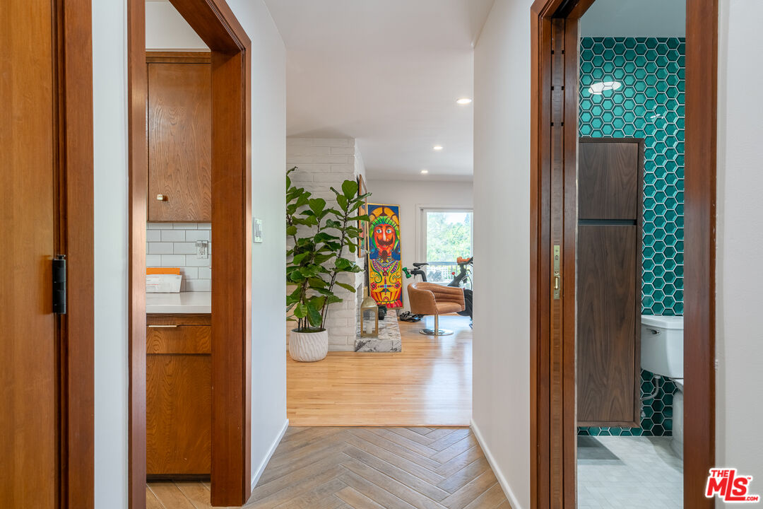 1534 Belleau Road Glendale, CA 91206 - Photo 6 of 40