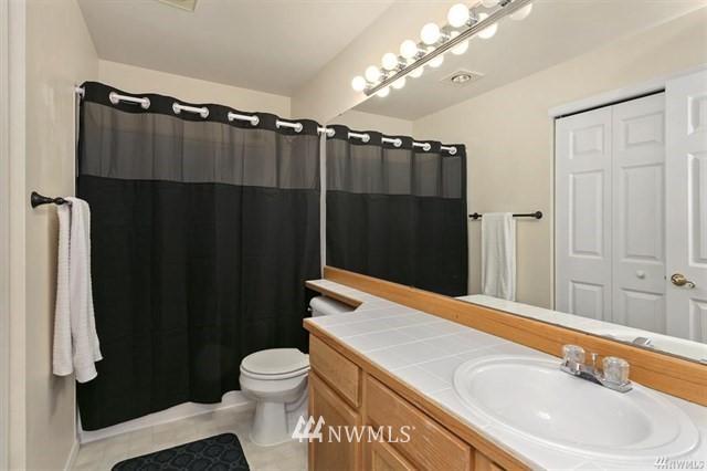 2201 192nd Street Southeast, Unit Z203 Bothell, WA 98012 - Photo 7 of 13 Gallery Image 7
