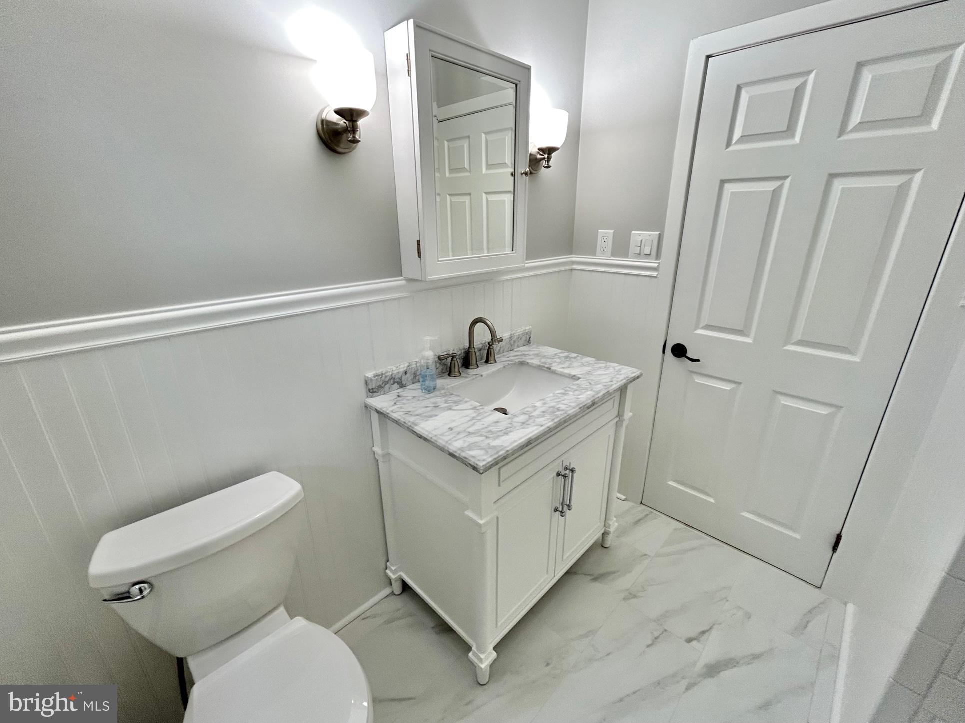 380 Station Road Roebling, NJ 08554 - Photo 25 of 54 Main Floor Bathroom