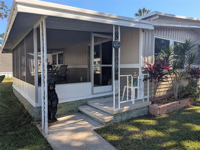 $92,000 | 162 Woodmere Drive, Unit A, Eustis, FL 32726
