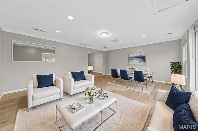 $195,000 | 258 Palm Drive, Hazelwood, MO 63042