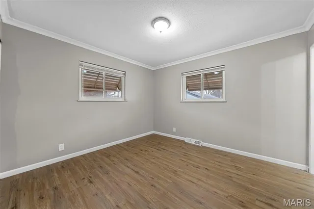 $195,000 | 258 Palm Drive, Hazelwood, MO 63042