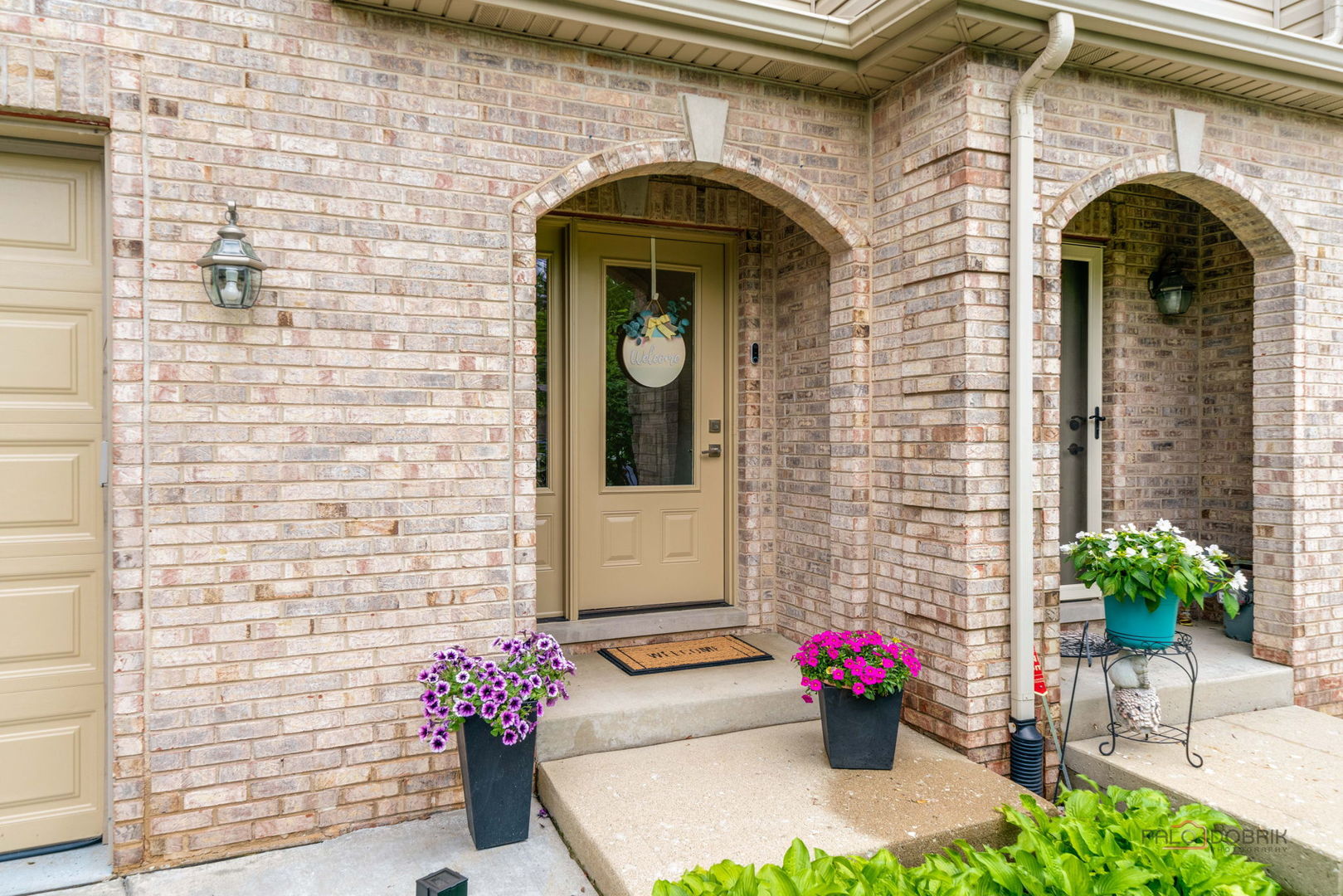 695 East Nerge Road Roselle, IL 60172 - Photo 3 of 40