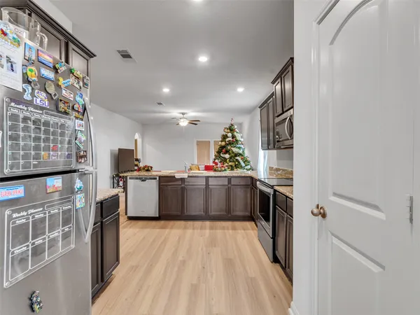 $2,100 | 2123 Mule Ridge Drive, Katy, TX 77493