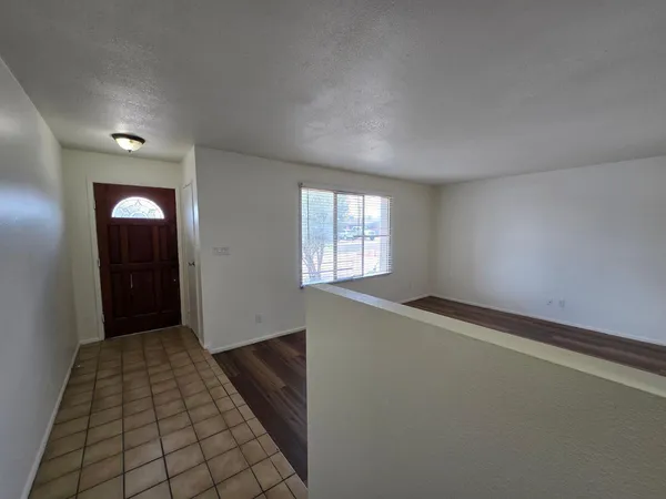 $2,195 | 2527 South Rita Lane, Tempe, AZ 85282
