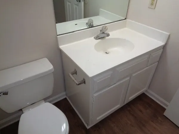 $1,150 | 1737 Hazelwood Street, Conroe, TX 77301