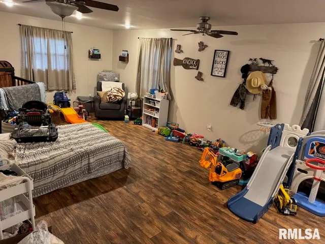 $189,900 | 10322 Mine 24 Road, Benton, IL 62812