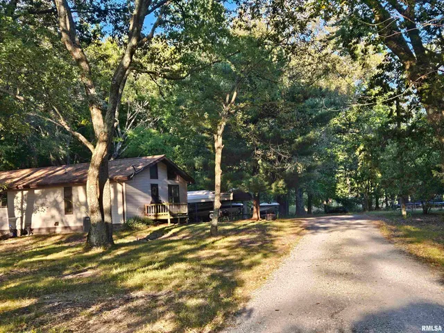 $189,900 | 10322 Mine 24 Road, Benton, IL 62812