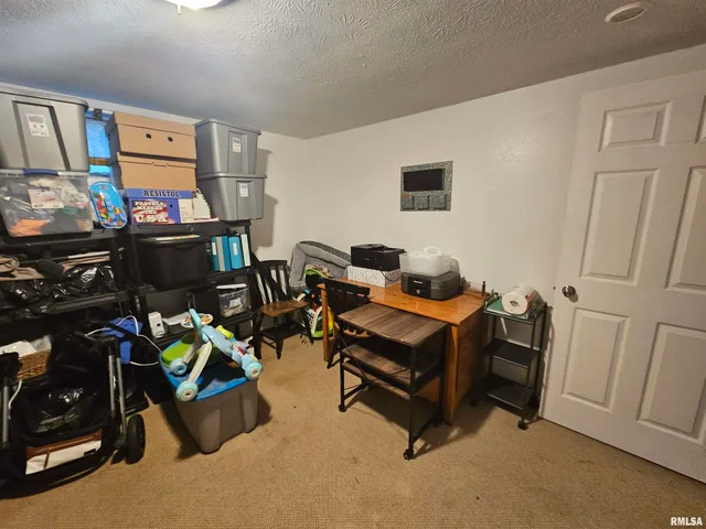 $189,900 | 10322 Mine 24 Road, Benton, IL 62812