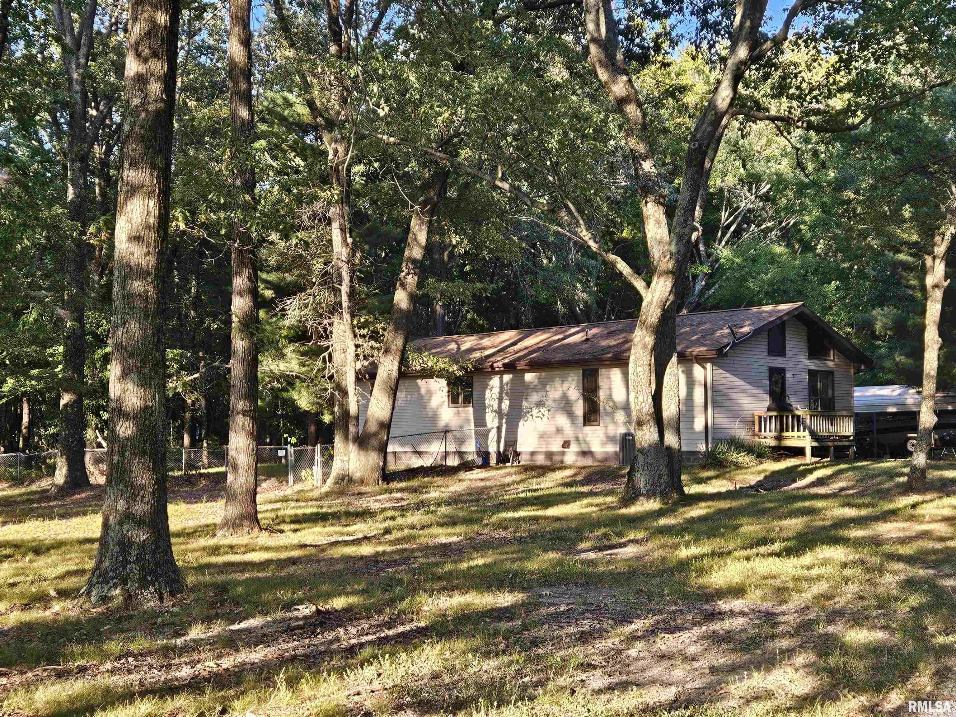 10322 Mine 24 Road Benton, IL 62812 - Photo 3 of 28