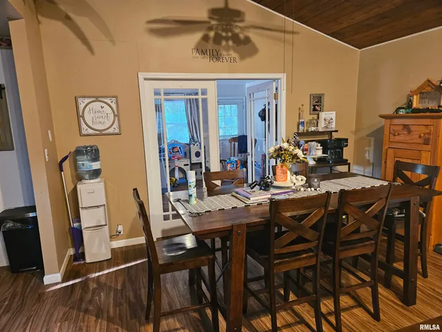 $189,900 | 10322 Mine 24 Road, Benton, IL 62812