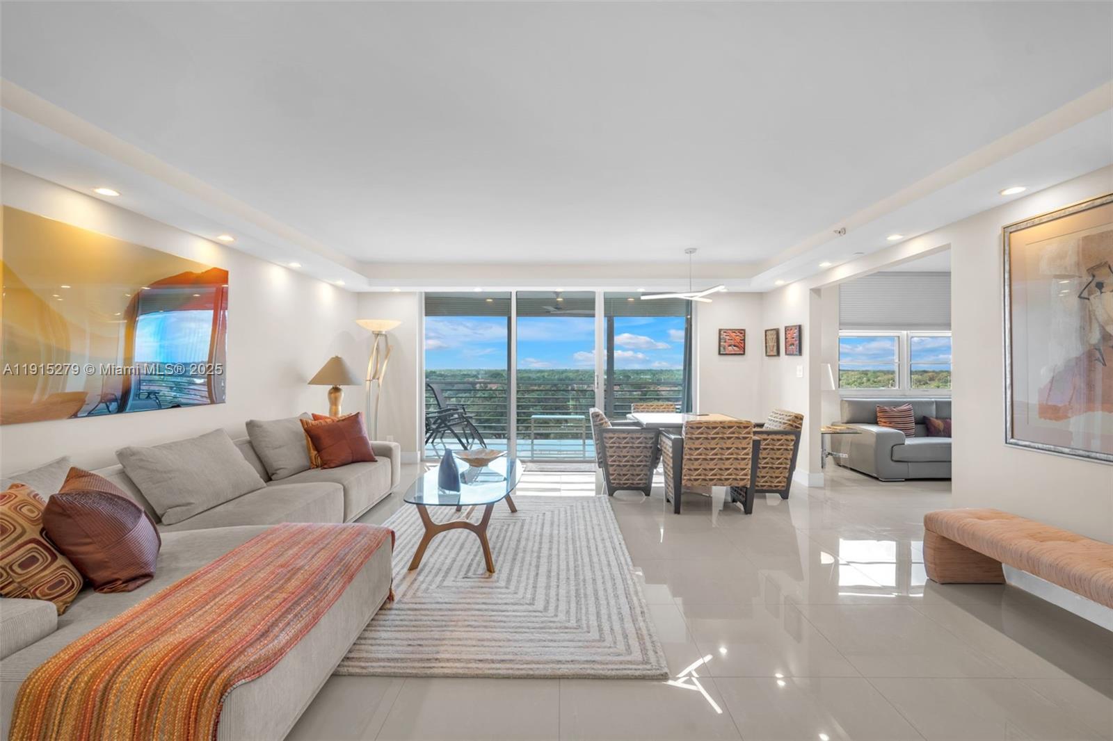 3507 Oaks Way, Unit 906 Pompano Beach, FL 33069 - Photo 18 of 48