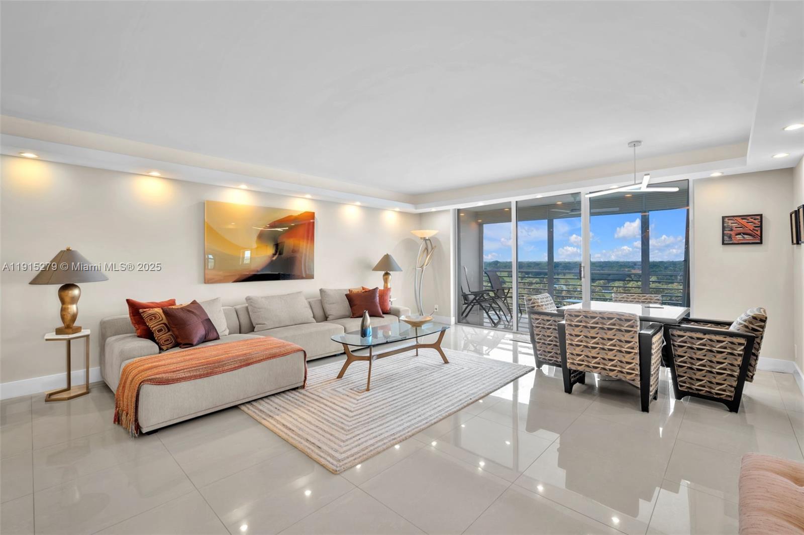 3507 Oaks Way, Unit 906 Pompano Beach, FL 33069 - Photo 20 of 48