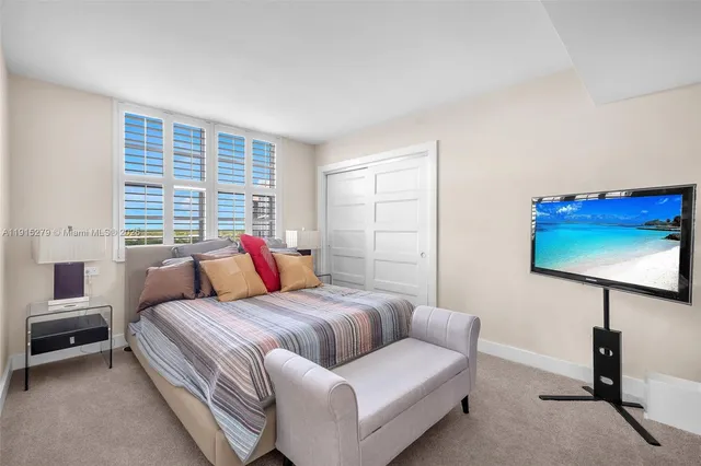 $4,200 | 3507 Oaks Way, Unit 906, Pompano Beach, FL 33069