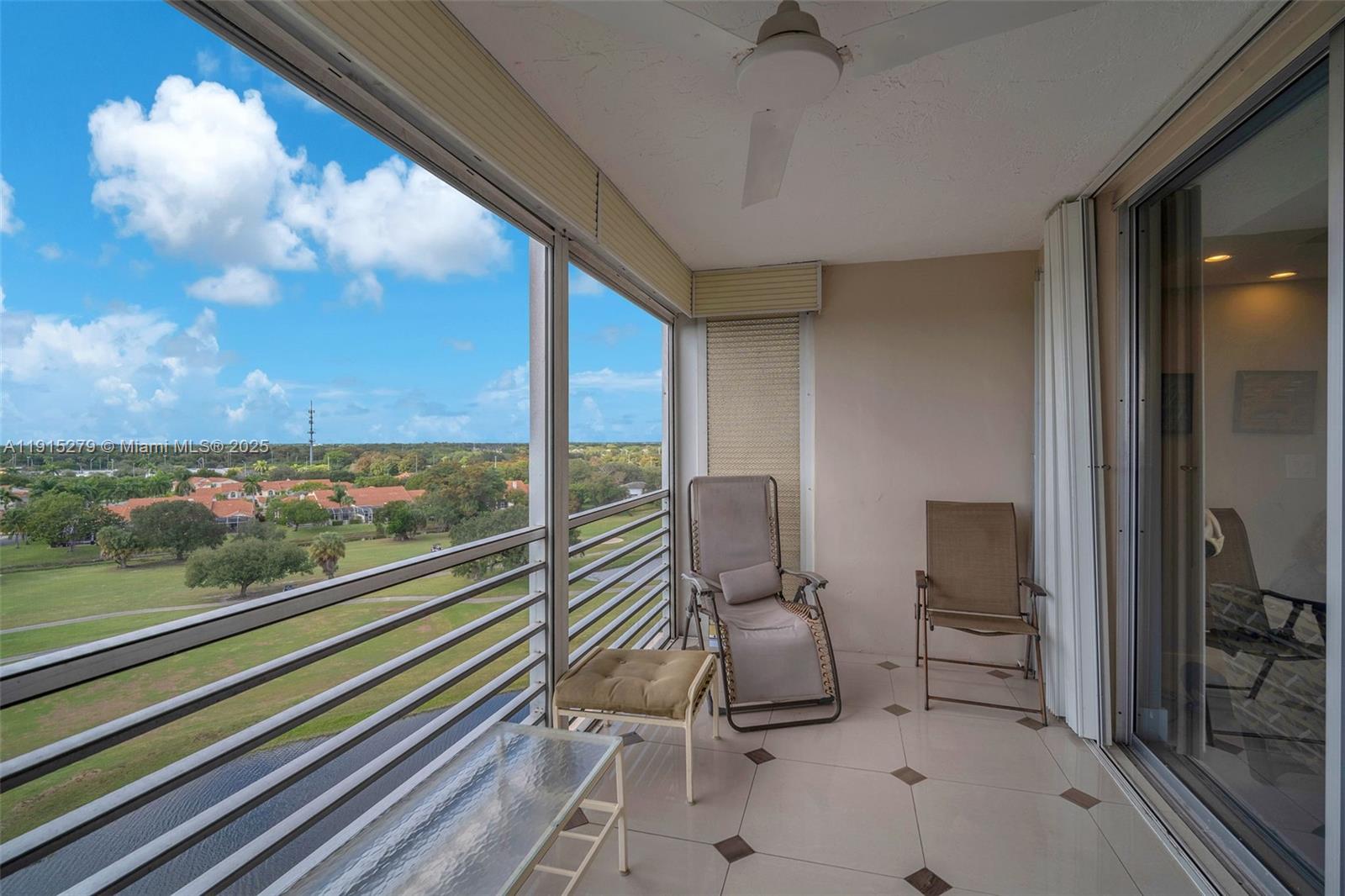 3507 Oaks Way, Unit 906 Pompano Beach, FL 33069 - Photo 38 of 48