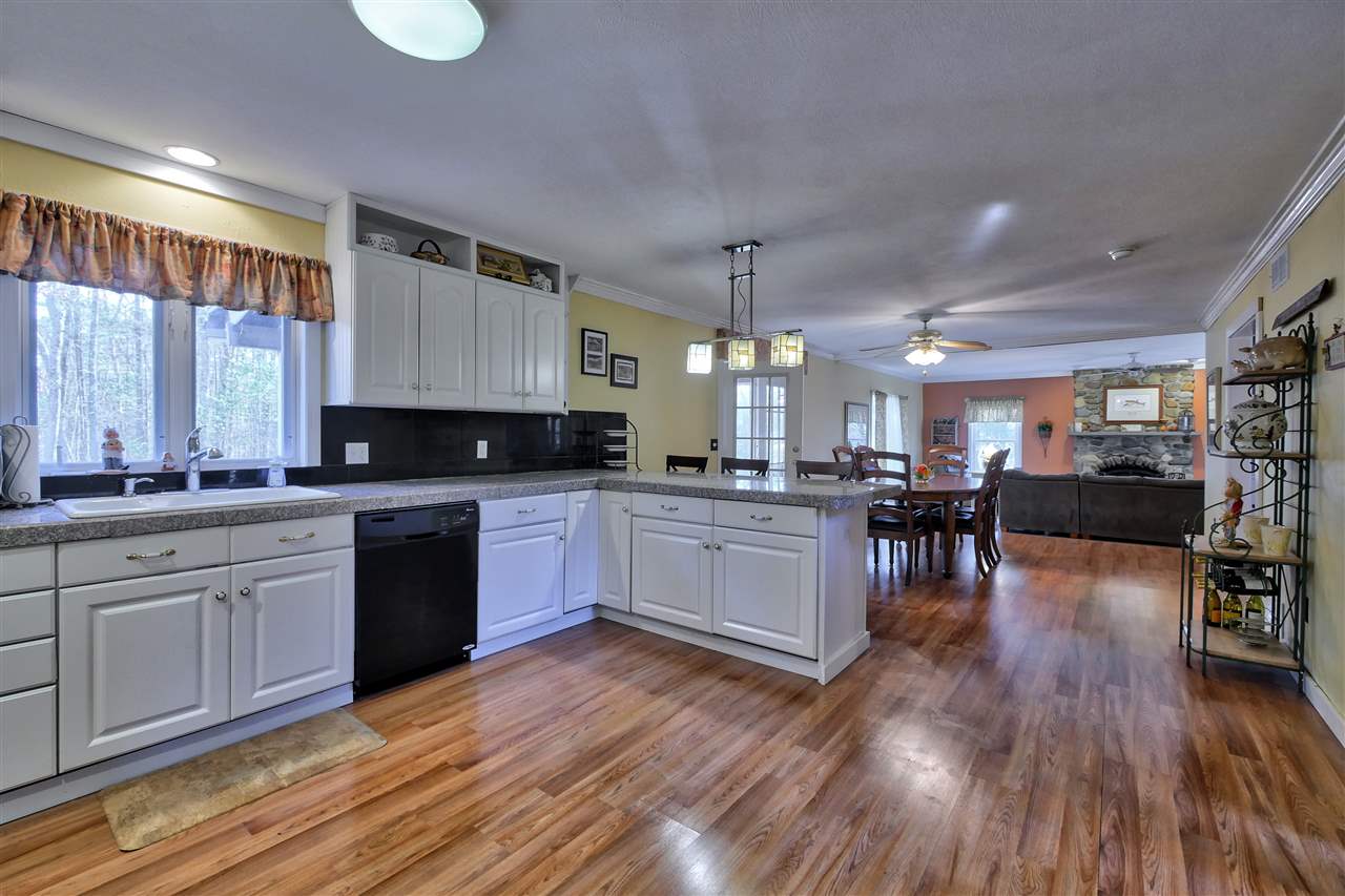 13 Sargent Quarry Road Amherst, NH 03031 - Photo 11 of 40