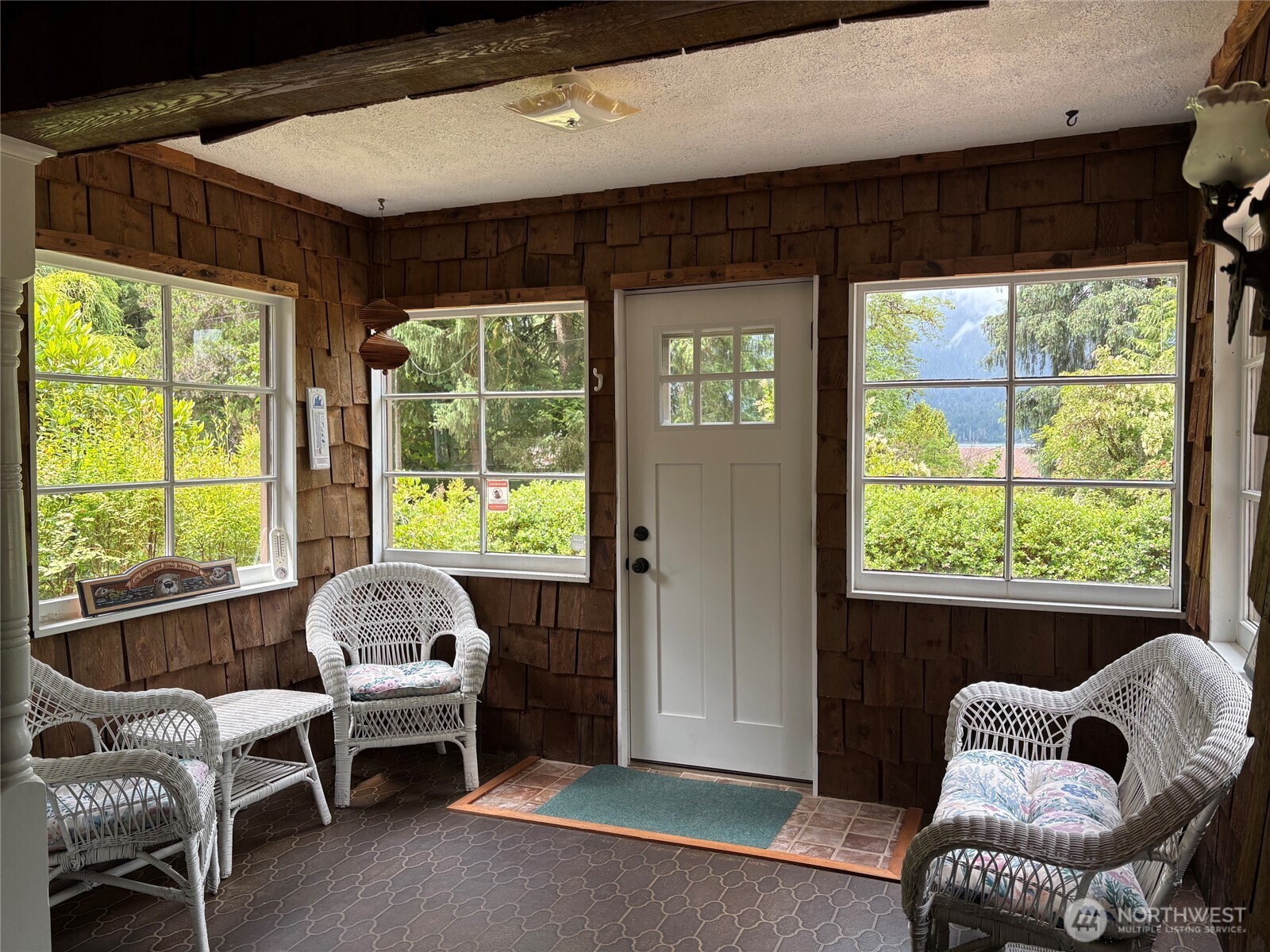 478 South Shore Road Quinault, WA 98575 - Photo 6 of 23