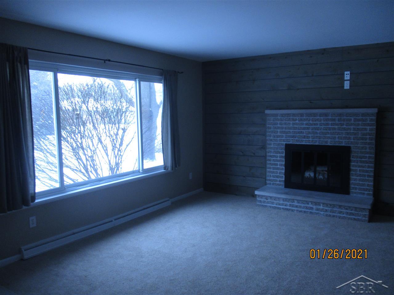 4610 Baker Road Bridgeport, MI 48722 - Photo 7 of 22 50033432-6.JPG