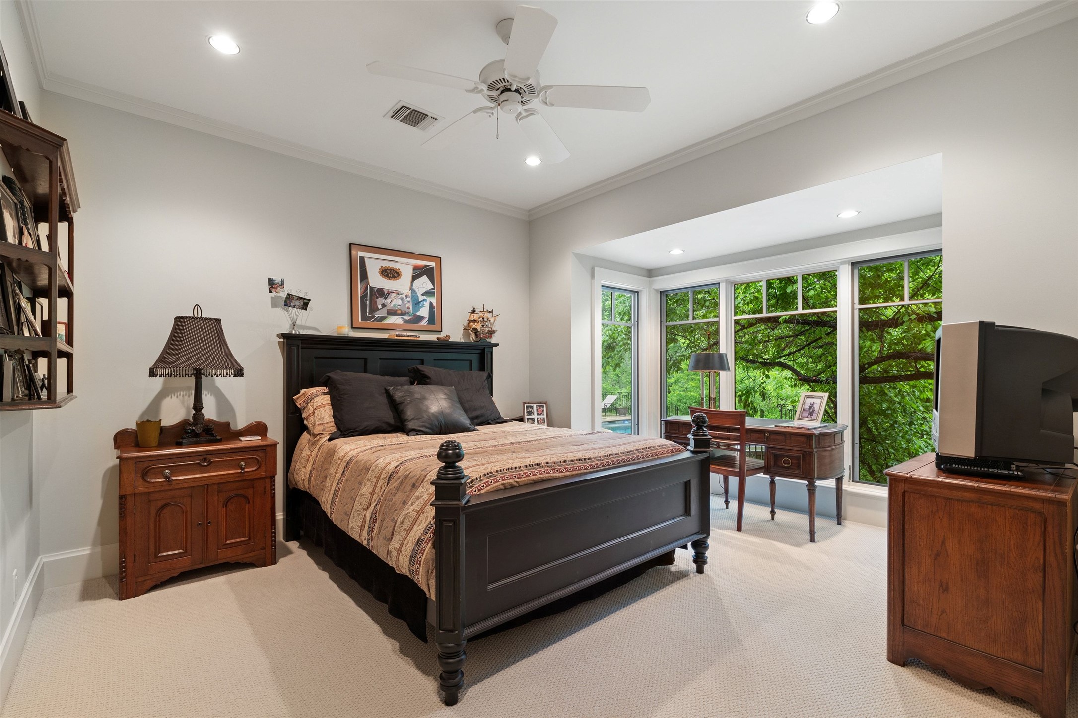 4625 Rockcliff Road Austin, TX 78746 - Photo 20 of 34 Gallery Image 20