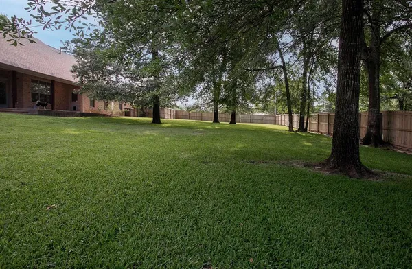 $599,000 | 11831 County Road 1348, Flint, TX 75762