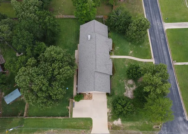 $599,000 | 11831 County Road 1348, Flint, TX 75762