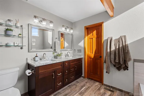 $825,000 | 8423 Owens Court, Arvada, CO 80005