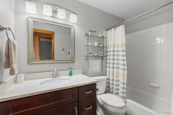 $825,000 | 8423 Owens Court, Arvada, CO 80005