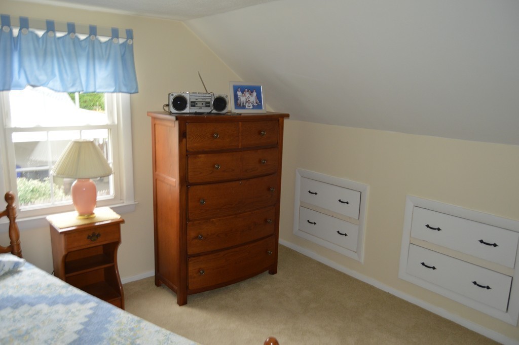 189 Acrebrook Road Springfield, MA 01129 - Photo 14 of 20