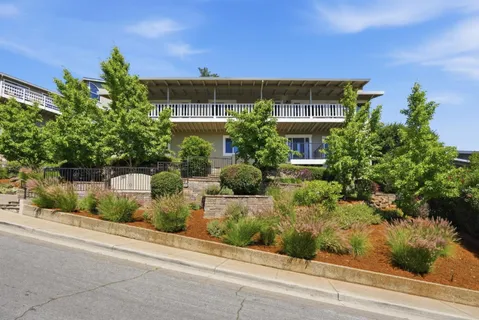 front view of house with a yard