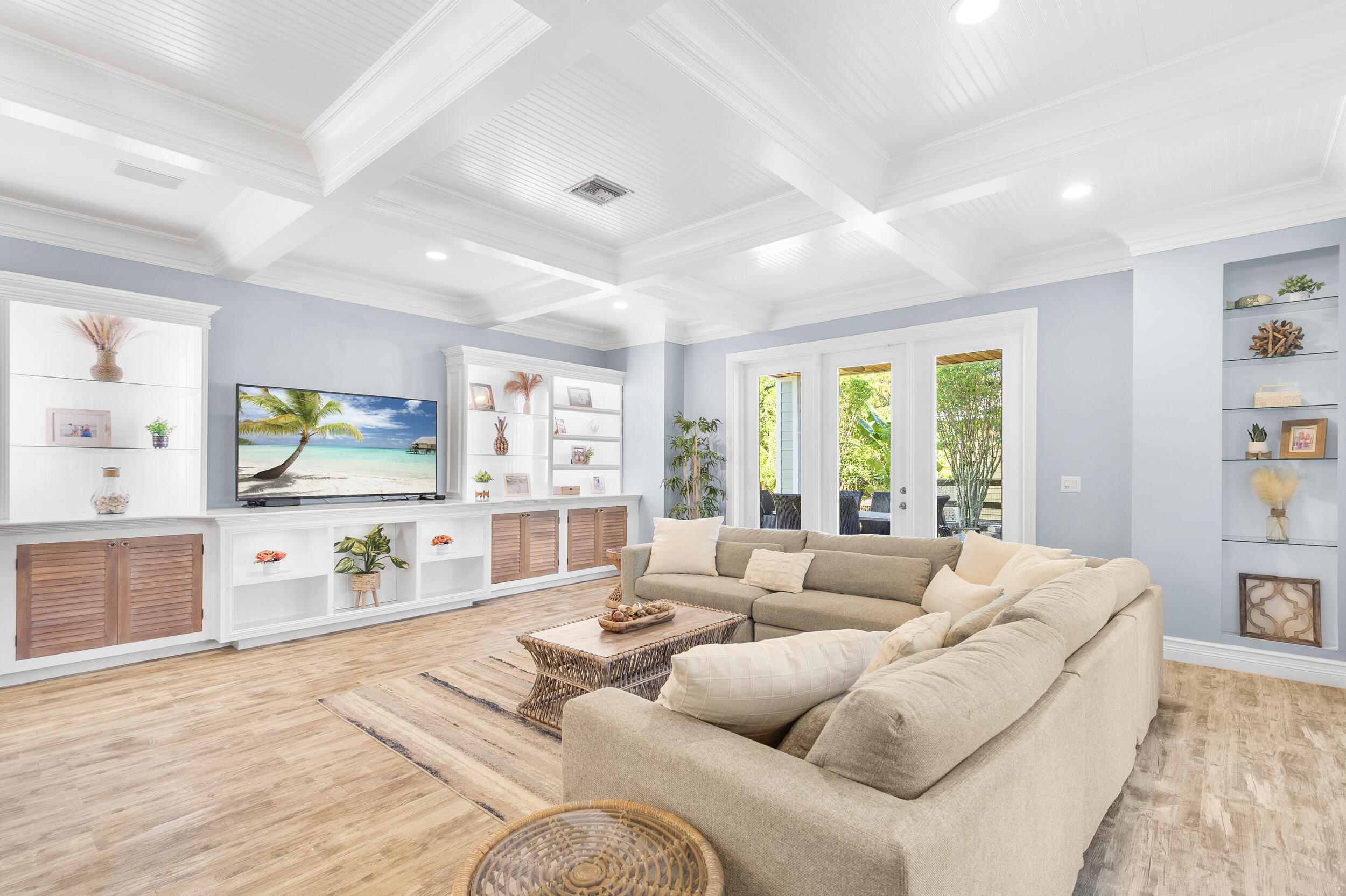 19067 Southeast County Line Road Jupiter, FL 33469 - Photo 21 of 93 Living