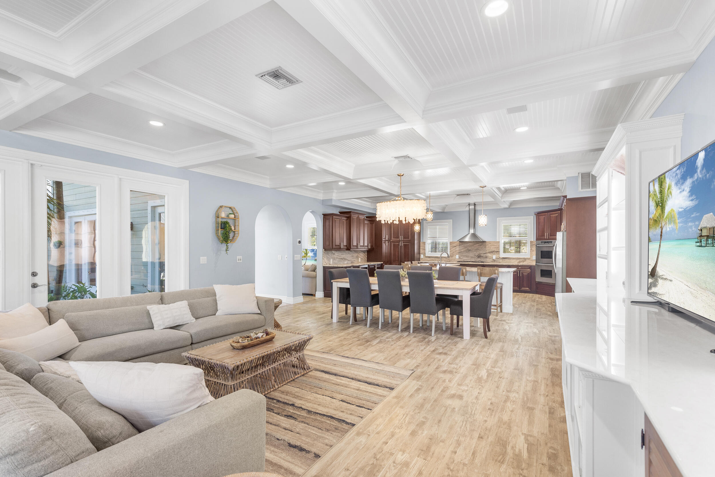 19067 Southeast County Line Road Jupiter, FL 33469 - Photo 22 of 93 Living