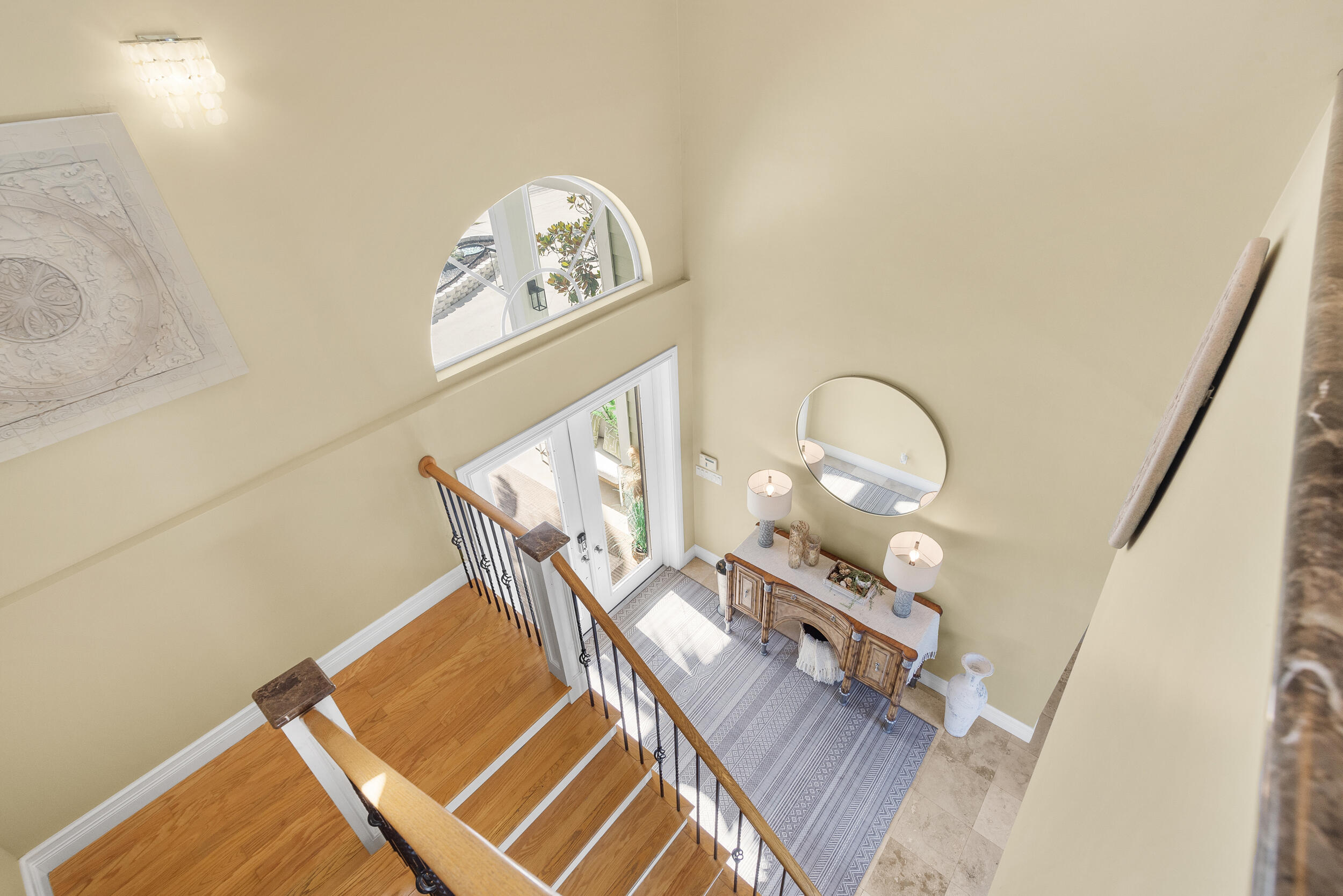 19067 Southeast County Line Road Jupiter, FL 33469 - Photo 46 of 93 Stairwell